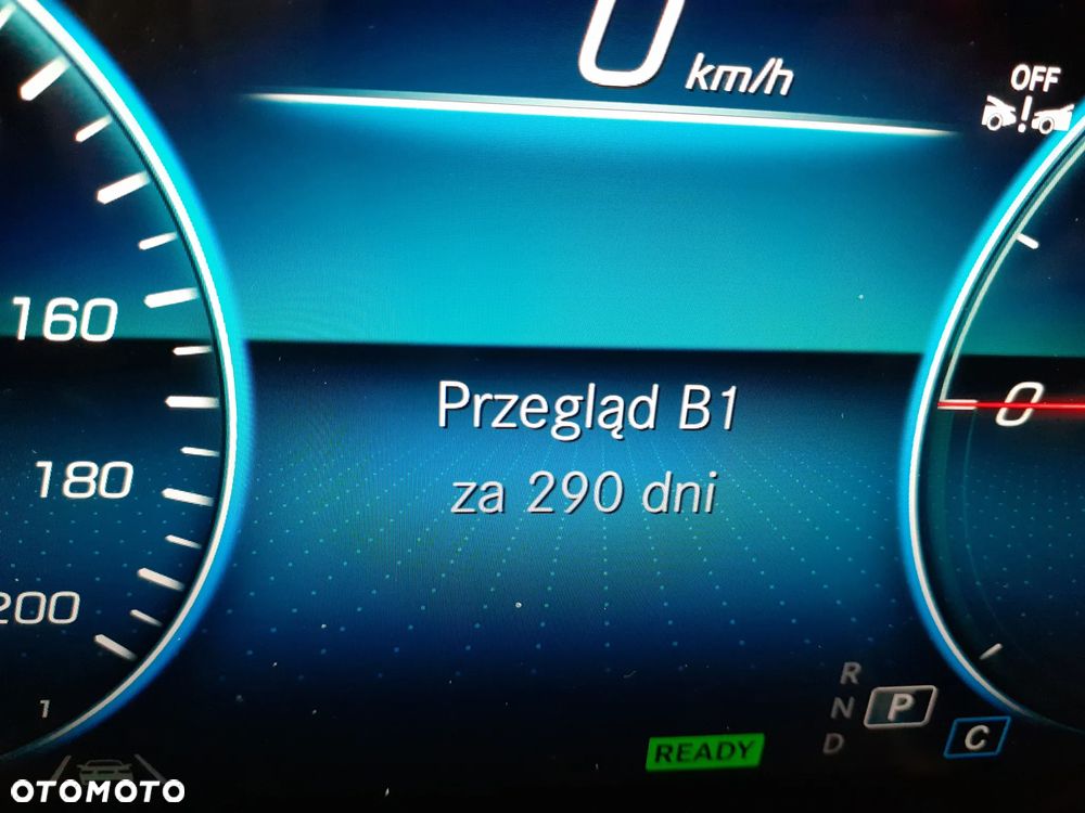Mercedes-Benz EQA 300 66.5kWh 4-Matic AMG Line - 38