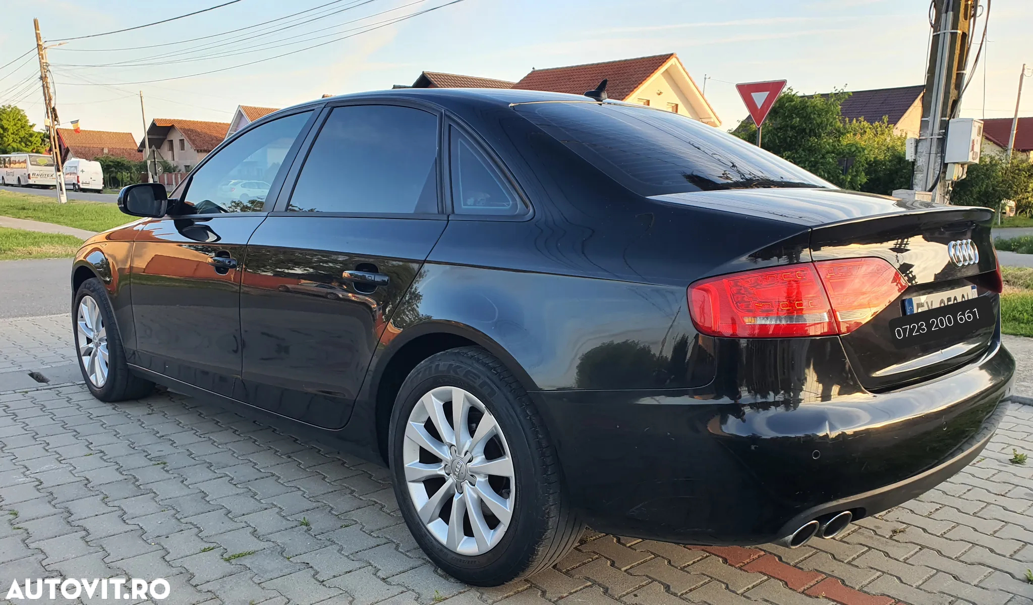 Audi A4 2.0 TDI B8 - 9