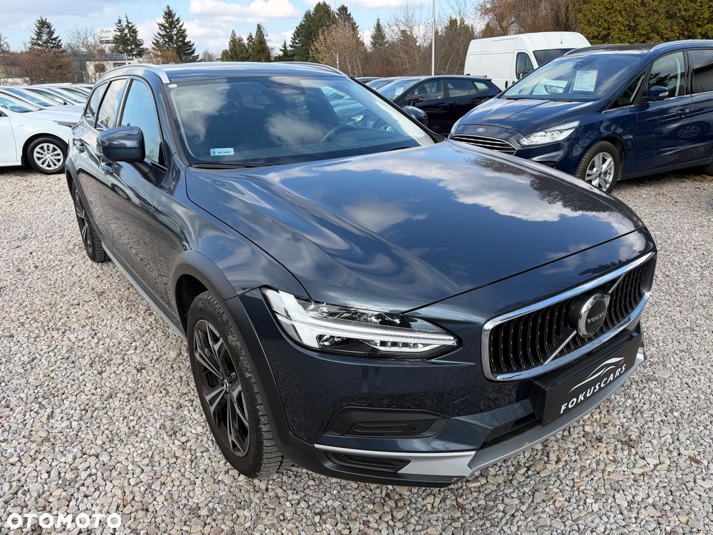 Volvo V90 Cross Country D5 AWD Pro - 17