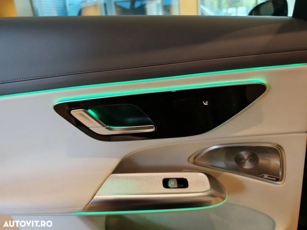 Mercedes-Benz E 200 4Matic 9G-TRONIC Exclusive - 21