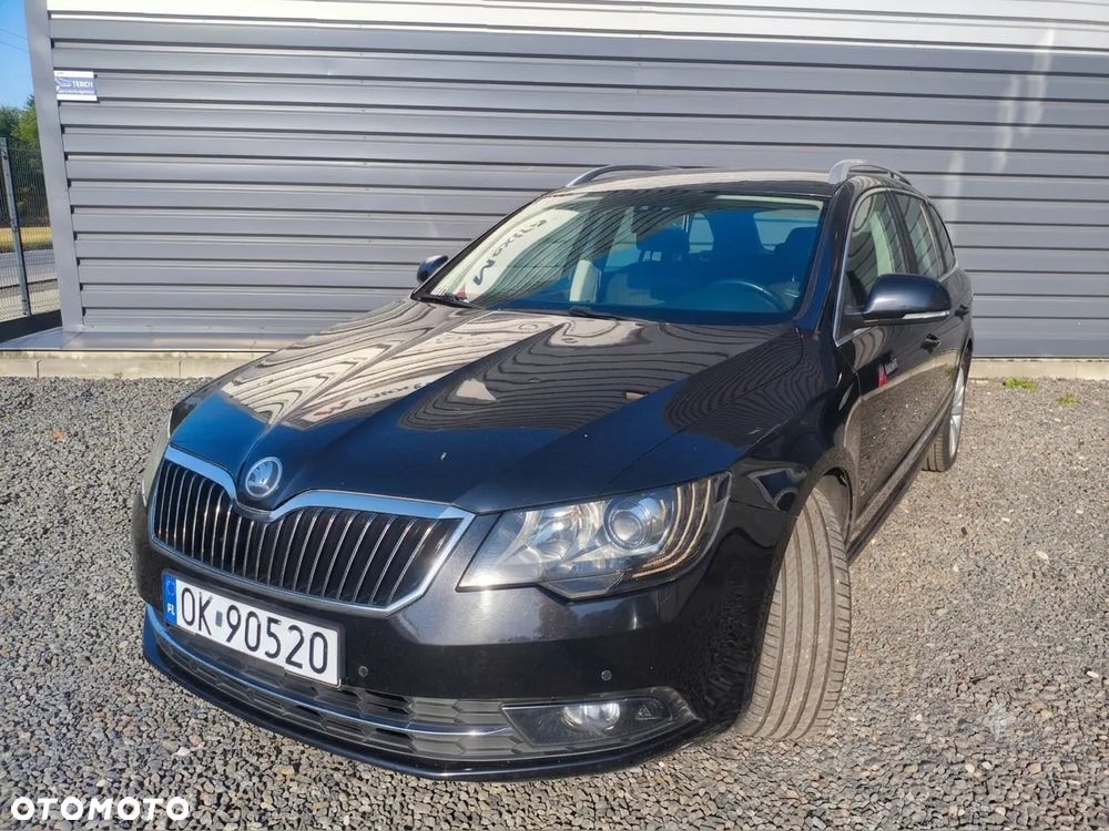 Skoda Superb 2.0 TDI Elegance DSG - 6