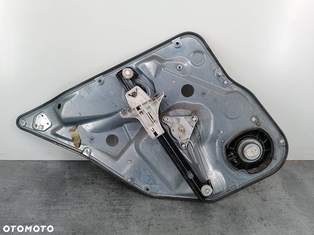 PODNOŚNIK SZYBY PRAWY TYŁ Z STELAŻEM SEAT IBIZA III 6L4839752AJ  6Q0959812B - 1