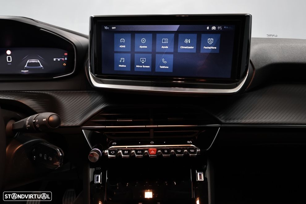 Peugeot 208 1.2 PureTech Allure - 17