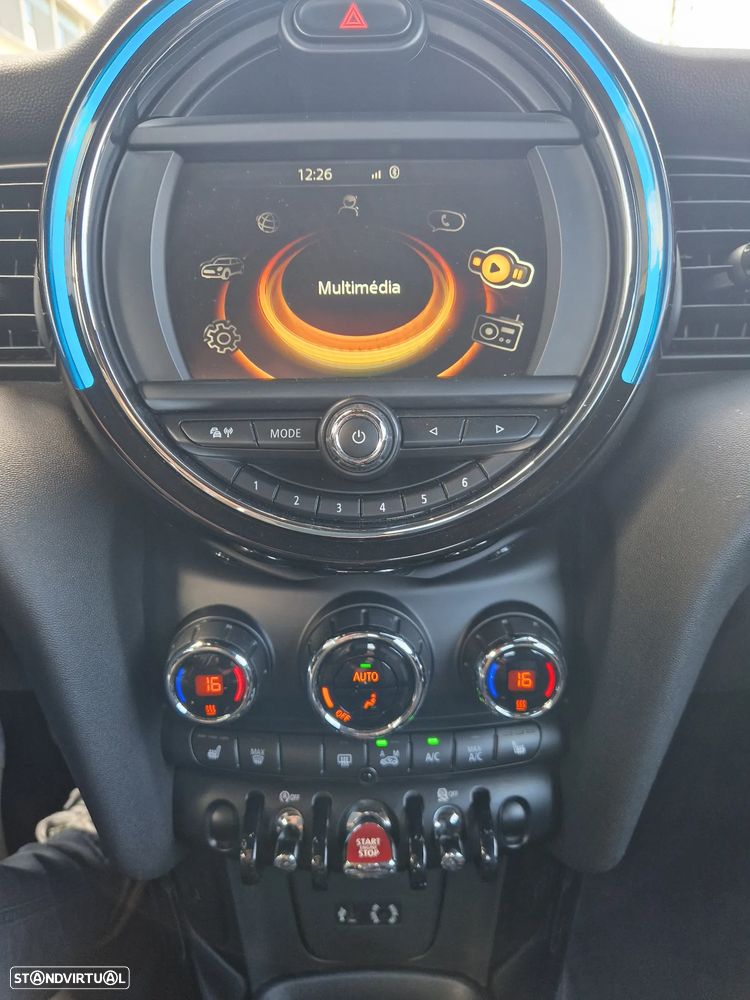 MINI Cabrio Cooper - 24