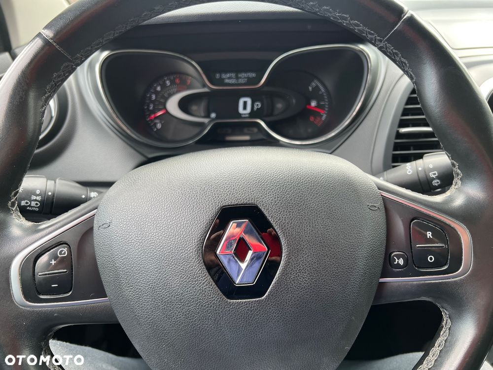 Renault Captur - 19