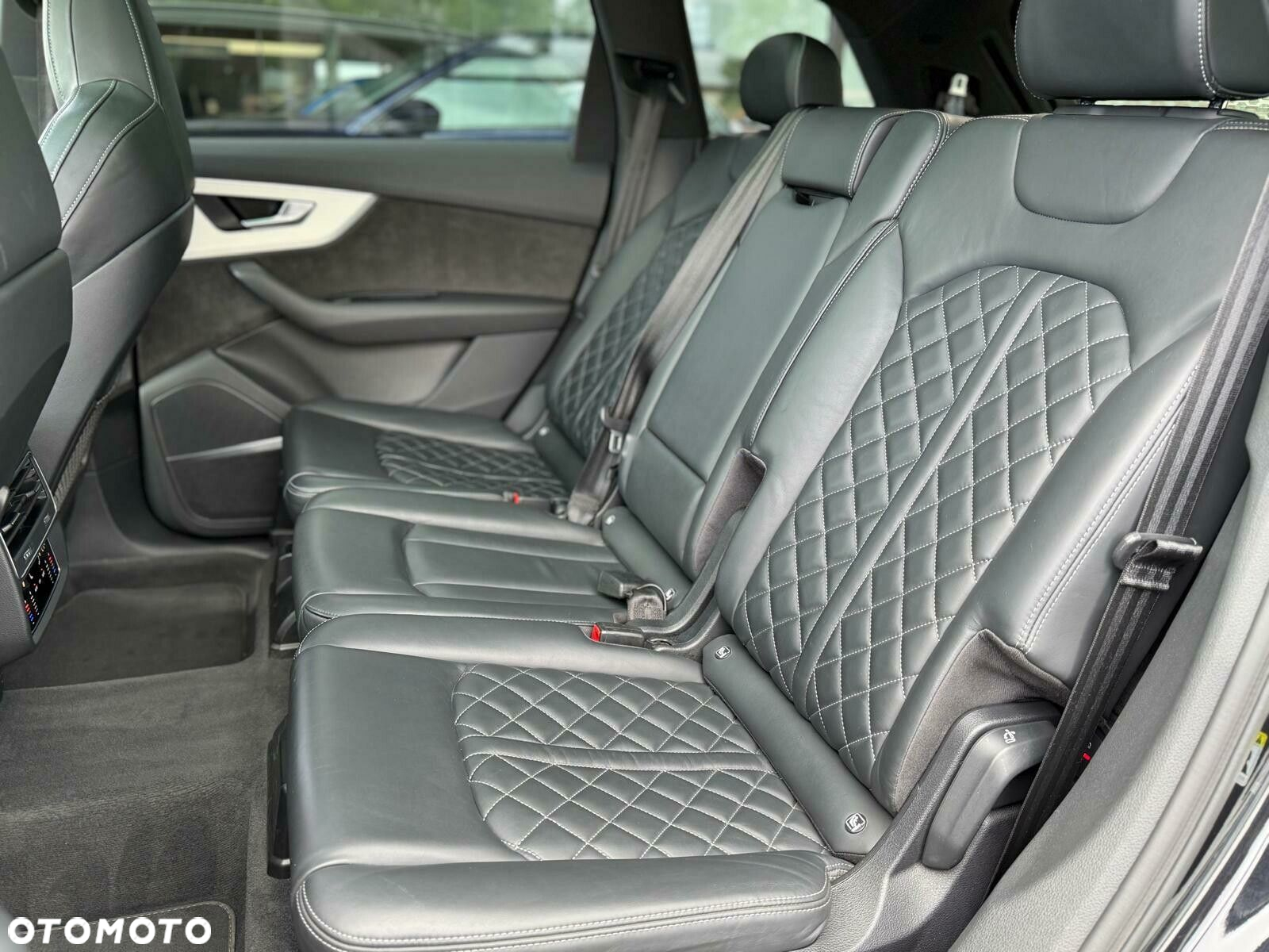 Audi Q7 - 13