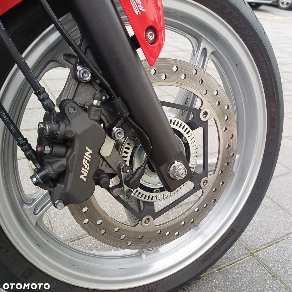 Honda CBR - 8