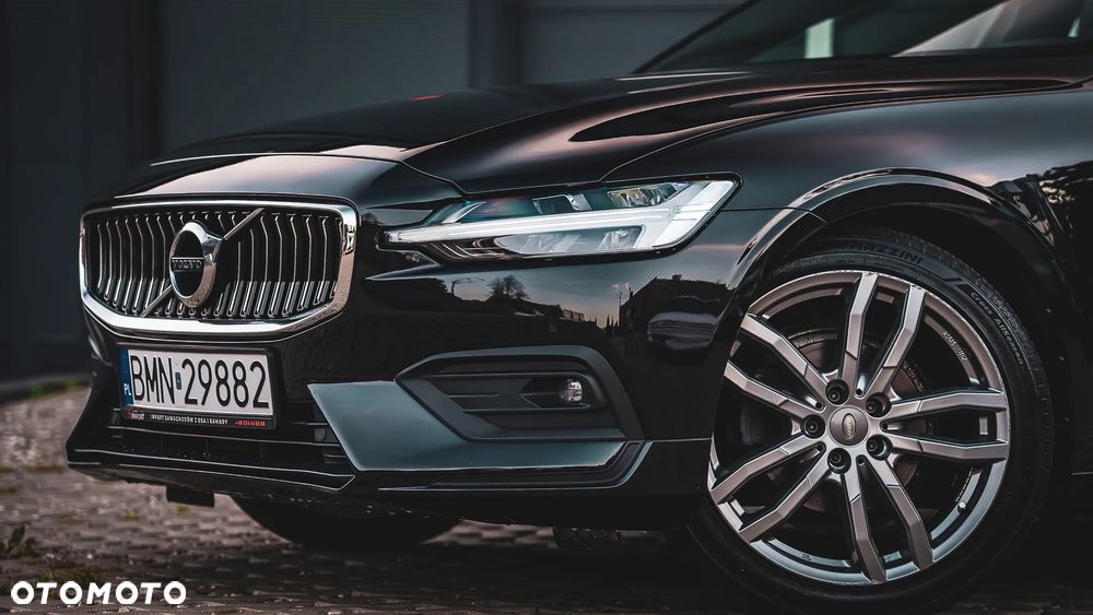 Volvo V60 D3 Momentum - 4