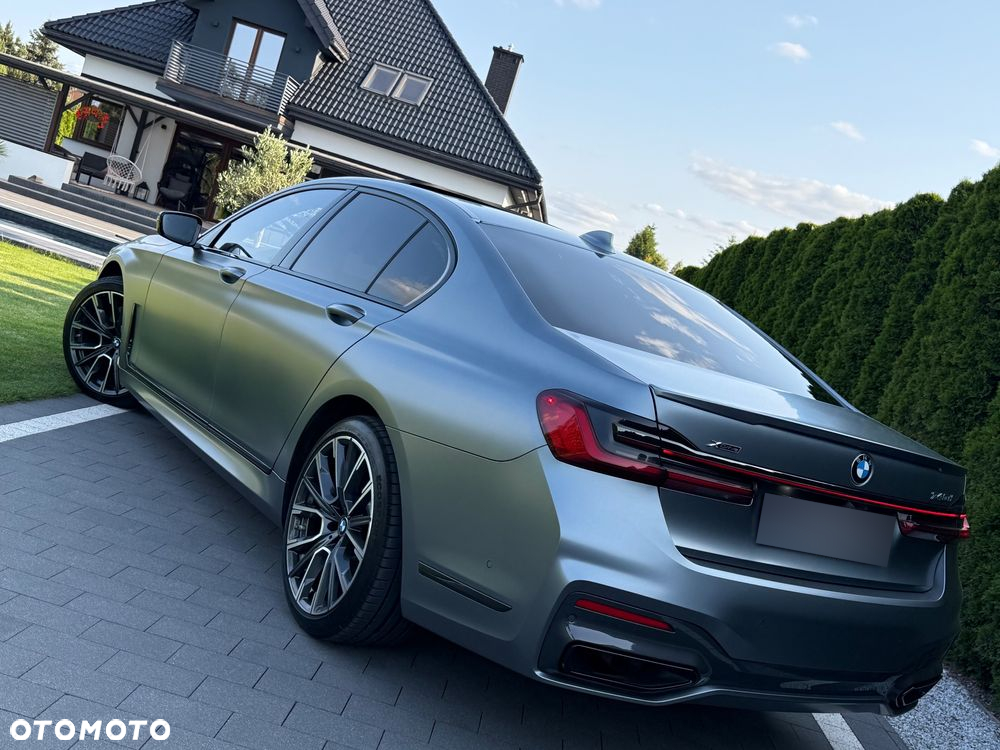 BMW Seria 7 740d xDrive sport - 34