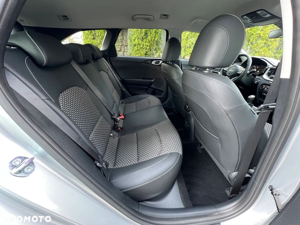 Kia Ceed - 19