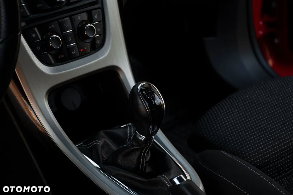 Opel Astra 1.4 Turbo Innovation - 33