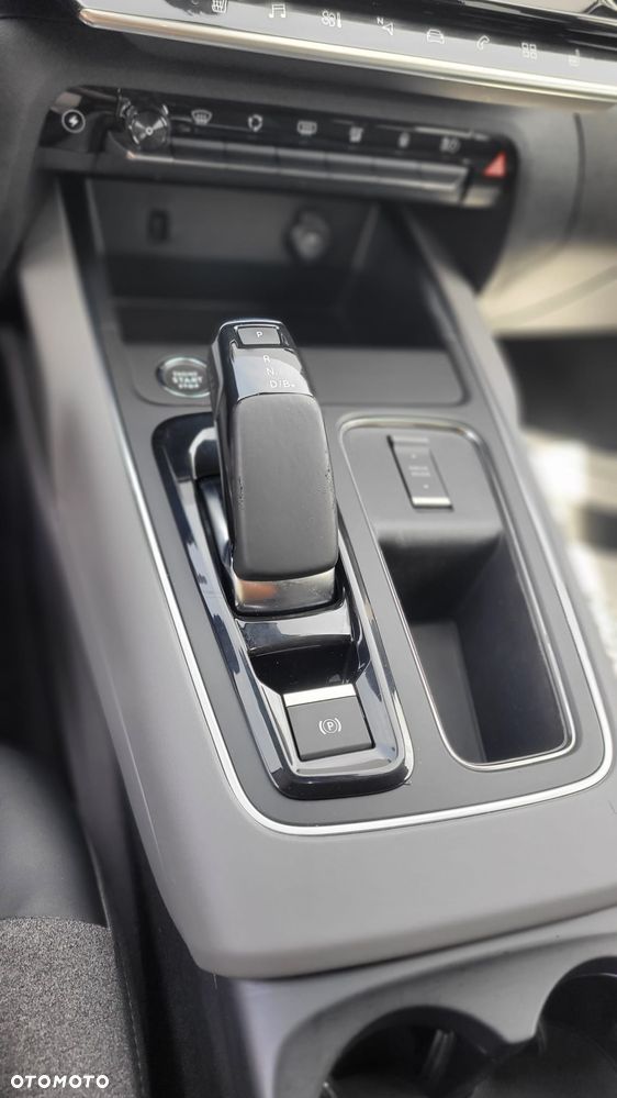 Citroën C5 Aircross 225 e.EAT8 SHINE PACK - 36