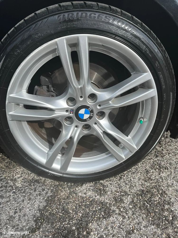 BMW 320 d Pack M Auto - 23
