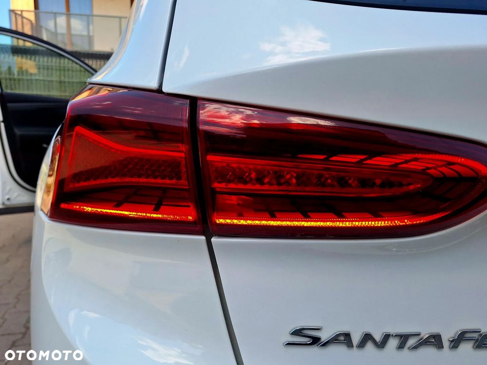 Hyundai Santa Fe - 24
