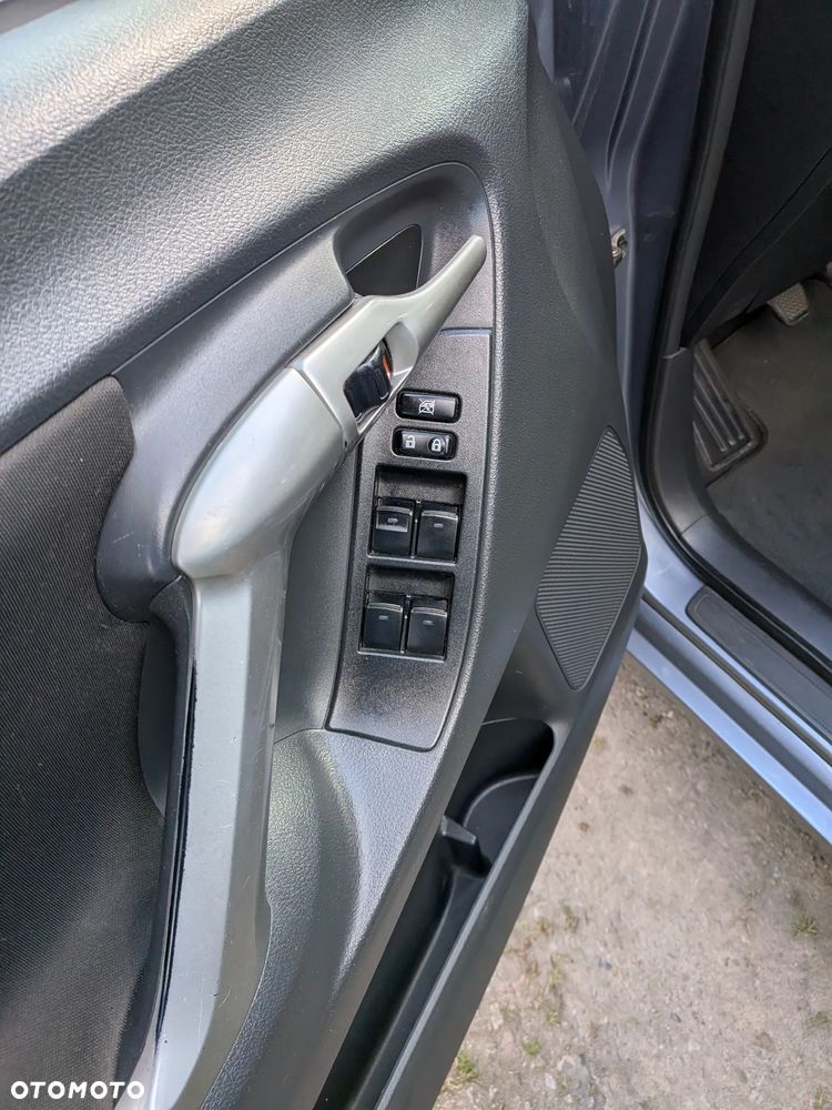 Toyota Verso 1.8 Executive - 22