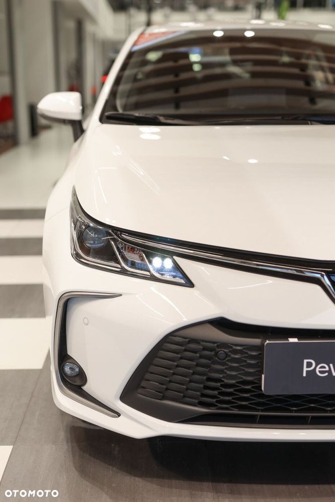 Toyota Corolla 1.8 Hybrid Comfort - 38
