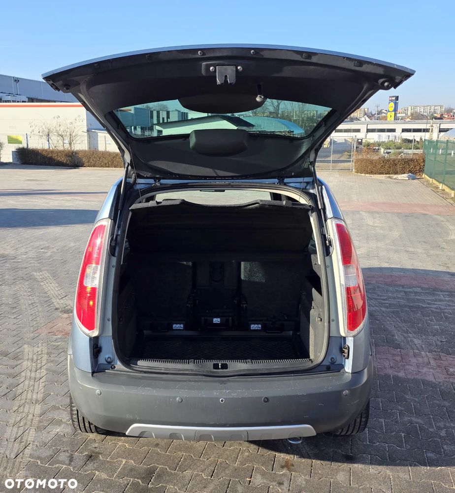 Skoda Roomster 1.4 16V Style PLUS EDITION - 5