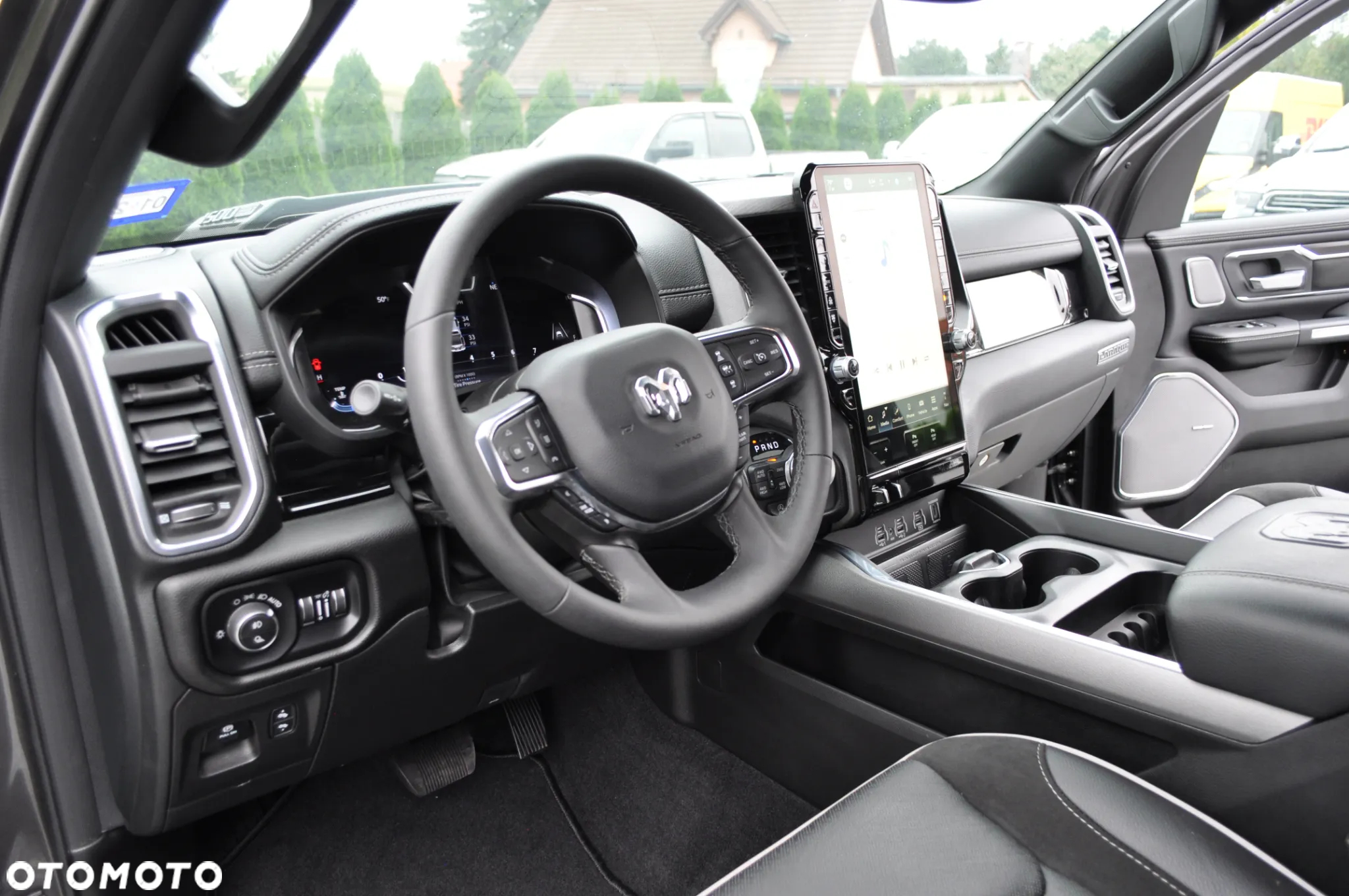 RAM 1500 5.7 Crew Cab Laramie - 22