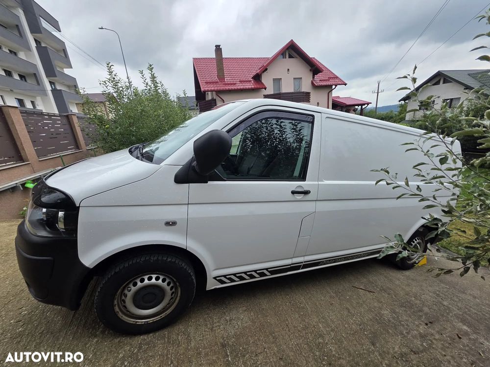 VOLKSWAGEN Transporter