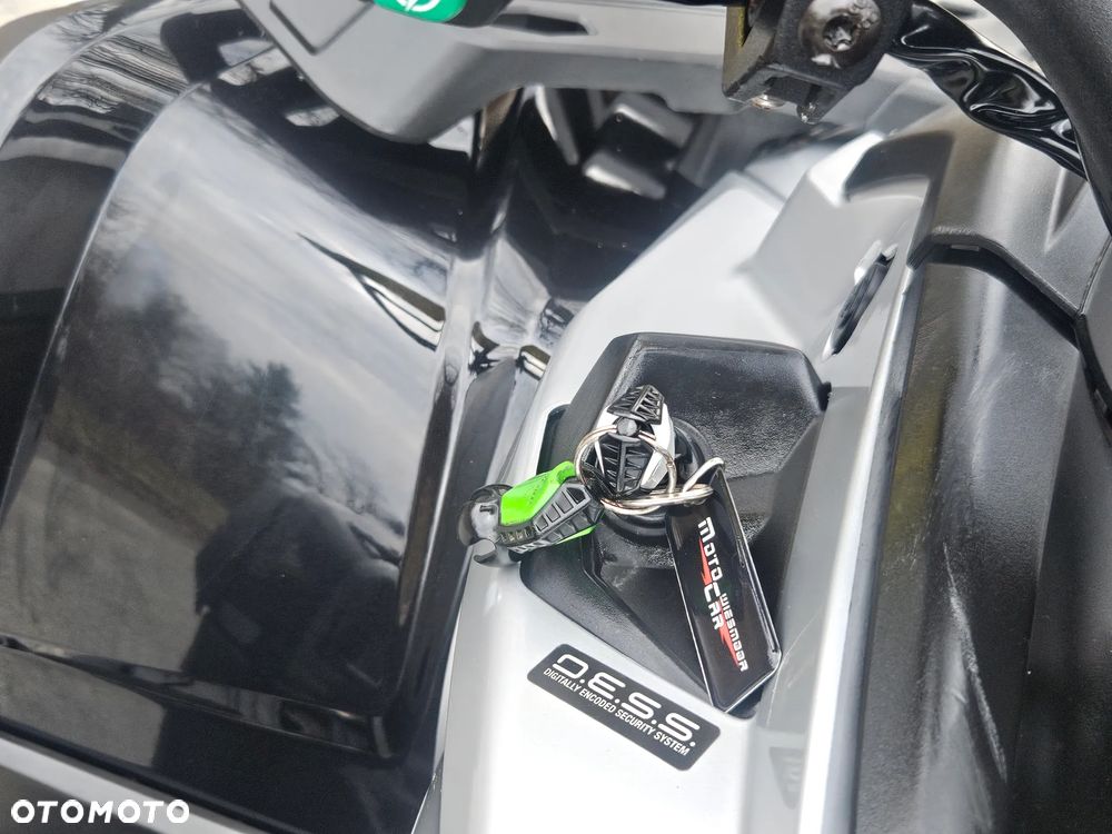 Can-Am Outlander - 20