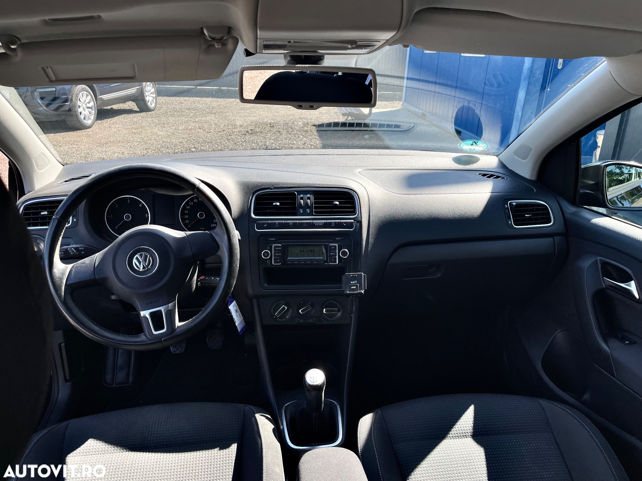 Volkswagen Polo 1.6 TDI Blue Motion Style - 9