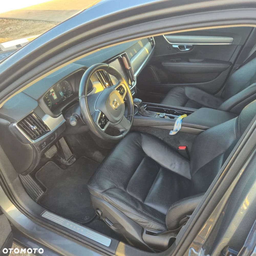 Volvo V90 D3 Momentum - 10