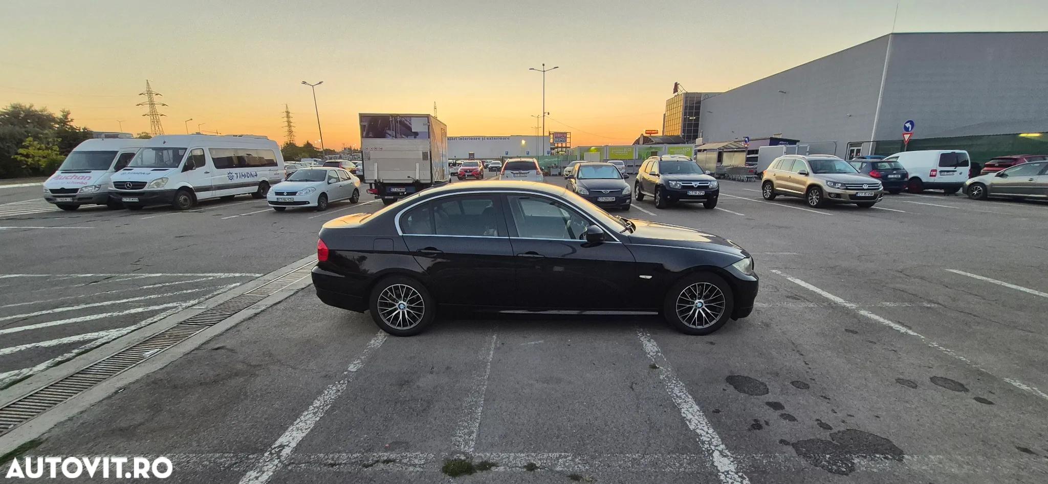 BMW Seria 3 318d - 15