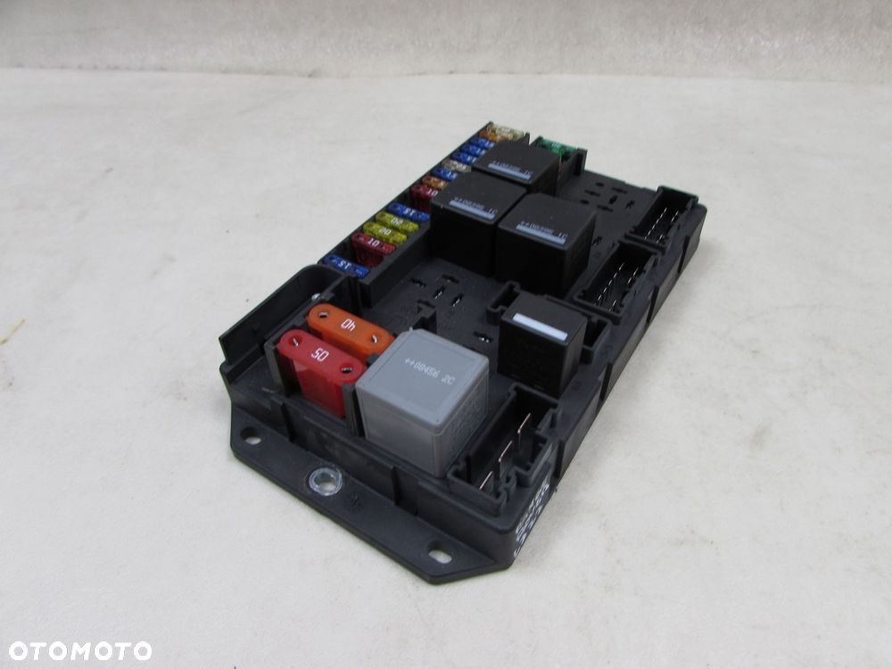 RANGE ROVER III LIFT L322 LAND ROVER 3.6 V8 06-09 SKRZYNKA BEZPIECZNIKOW BSI MODUL 518880000 - 2