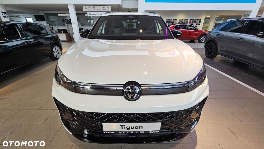 Volkswagen Tiguan - 4