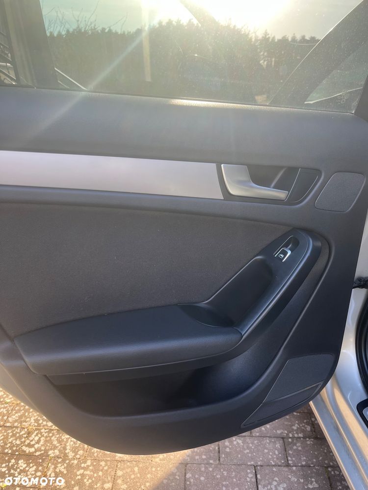 Audi A4 Avant 2.0 TDI ultra - 10