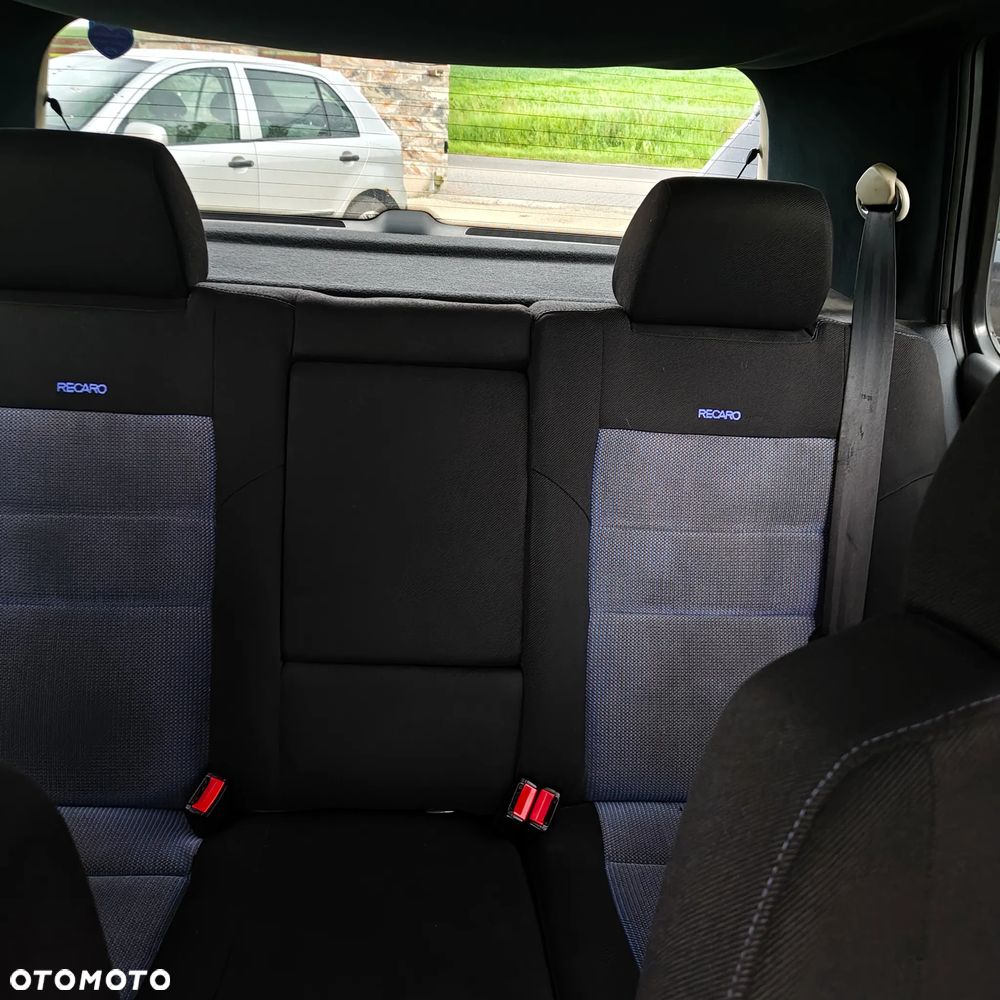 Volkswagen Golf 1.8 20V Turbo GTI - 6