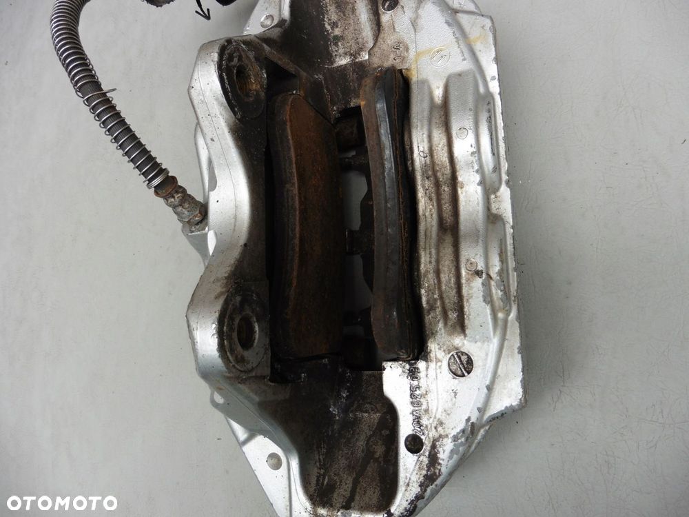 ZACISK HAMULCOWY PRZEWÓD PRAWY PRZÓD MERCEDES AMG CL63 W216 W221 4 MATIC - 4