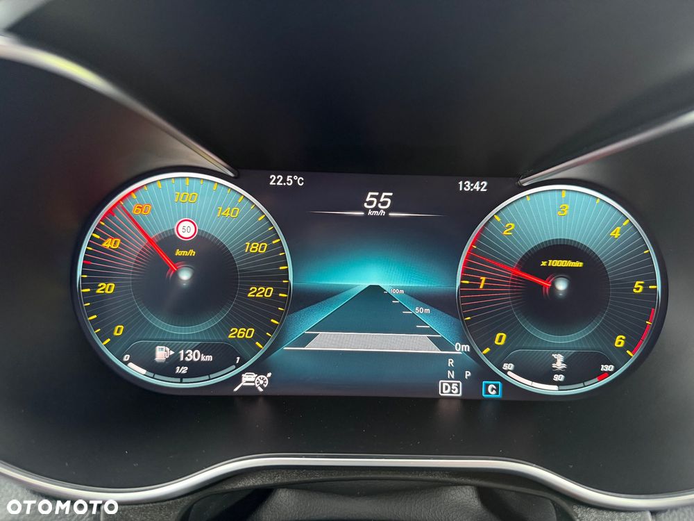 Mercedes-Benz GLC - 40