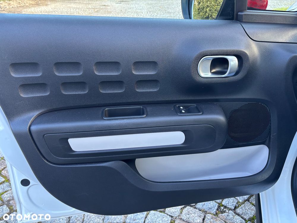 Citroën C3 1.2 PureTech Live - 18