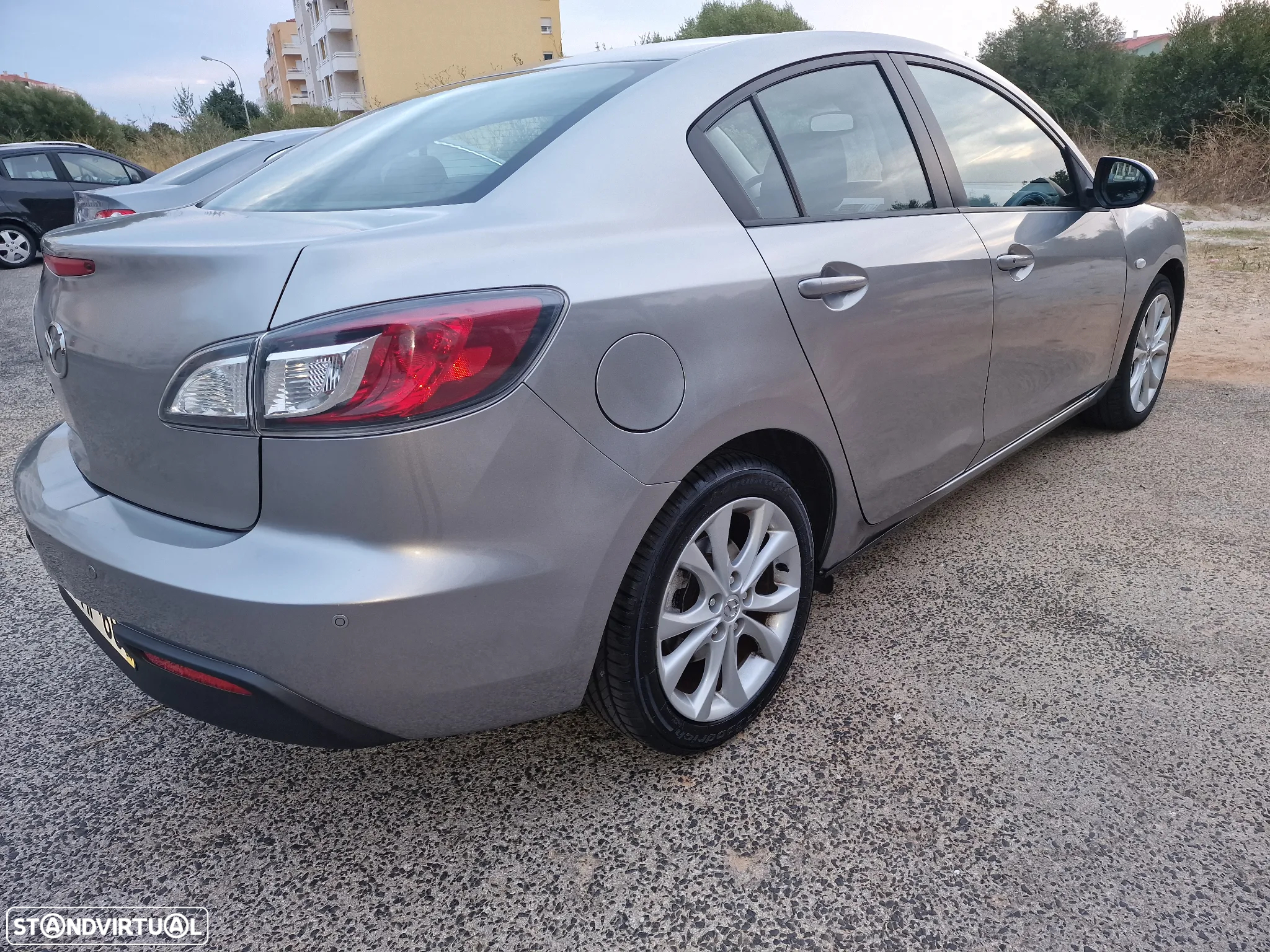 Mazda 3 MZ-CD 2.2 Sport - 2