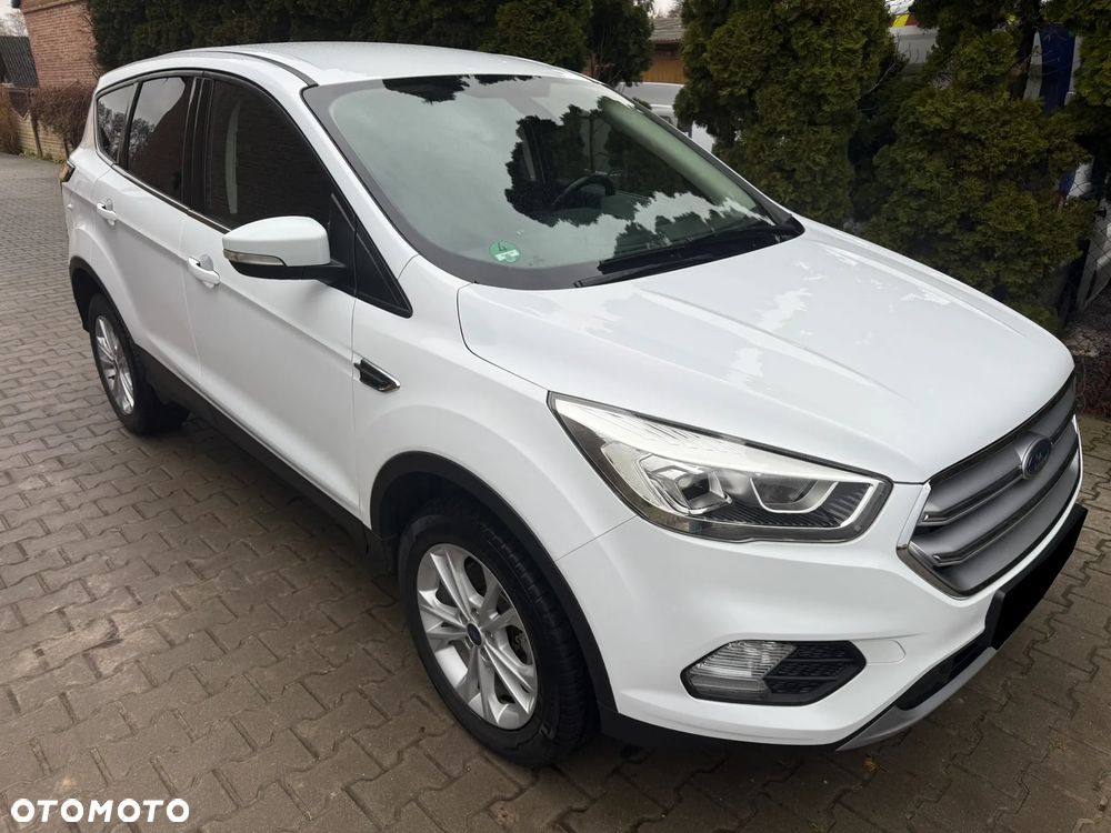 Ford Kuga 2.0 TDCi 4x2 Titanium - 14