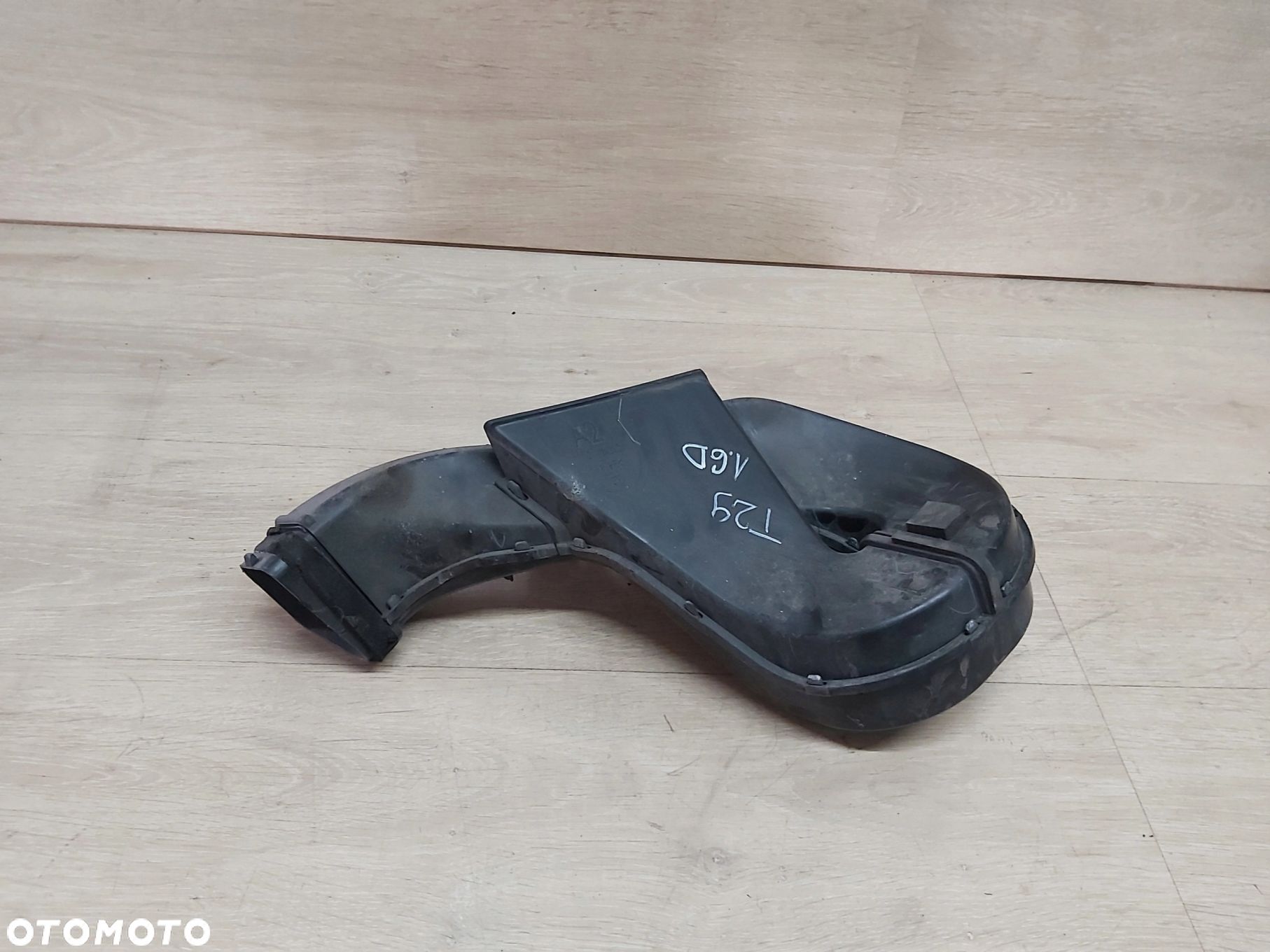 Toyota Avensis T27 LIFT 14-18r rura dolot powietrza 1,6 2,0 d4d 17751-0X010 - 1