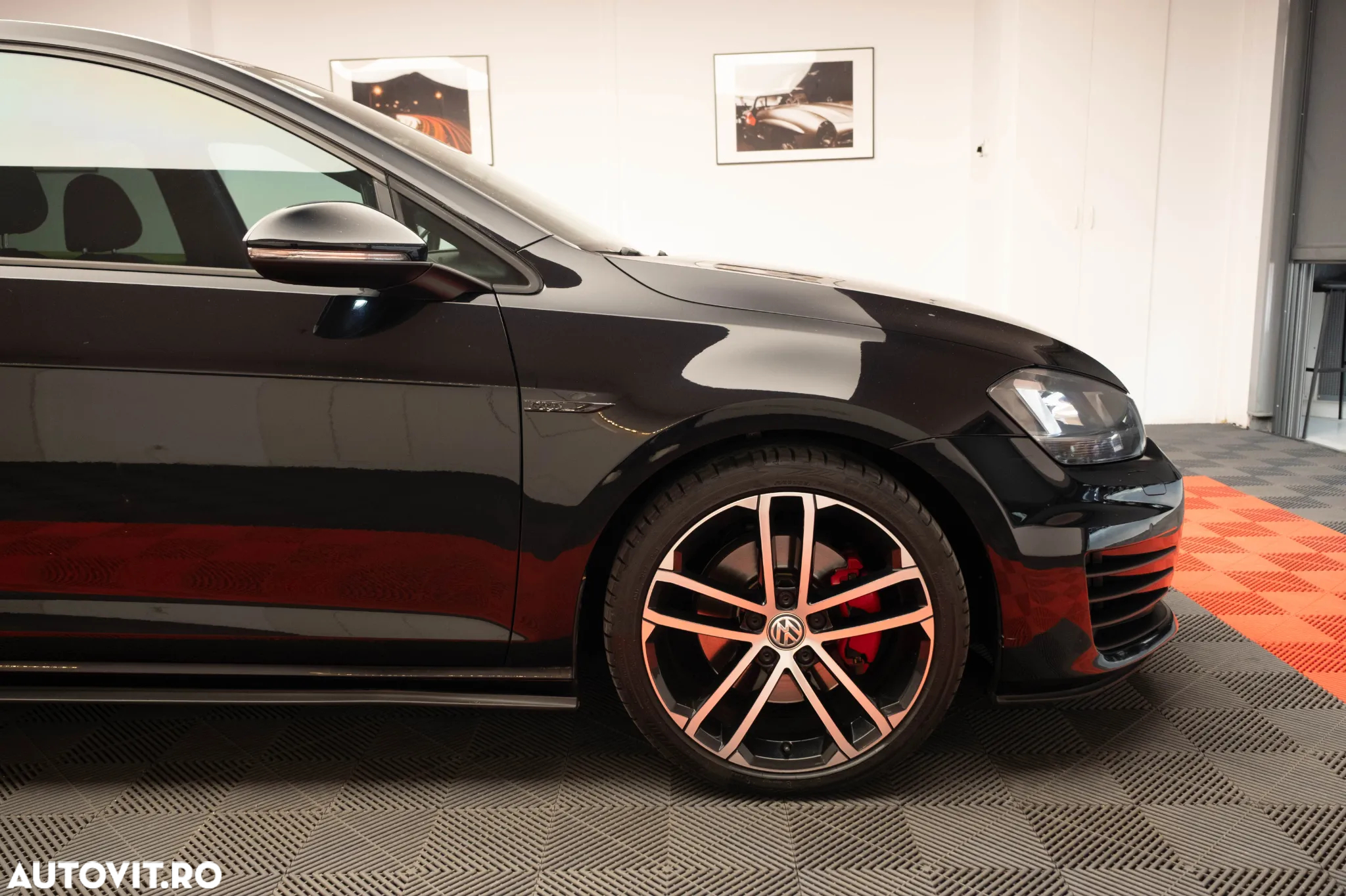 Volkswagen Golf 2.0 TDI DSG GTD - 6