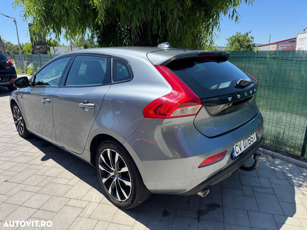 Volvo V40 D3 Geartronic Momentum - 3
