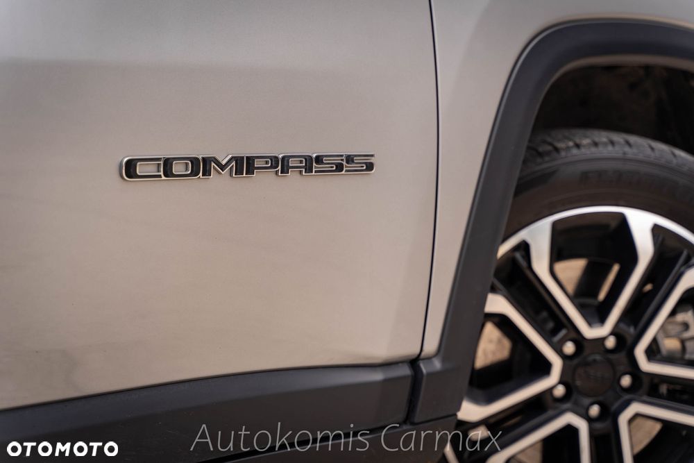 Jeep Compass - 13