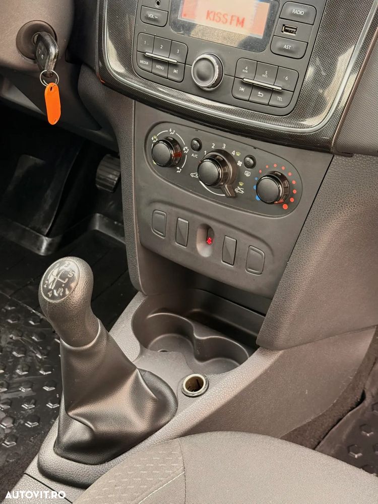 Dacia Logan 1.0 SCe Ambiance - 13