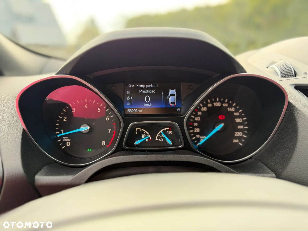 Ford Kuga 1.5 EcoBoost 2x4 Titanium - 27