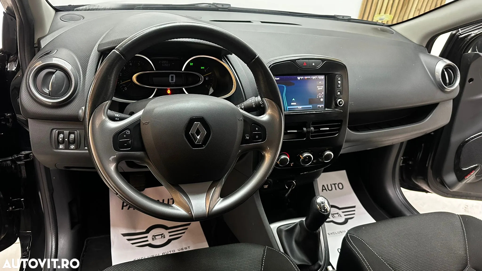 Renault Clio dCi 90 Limited - 15