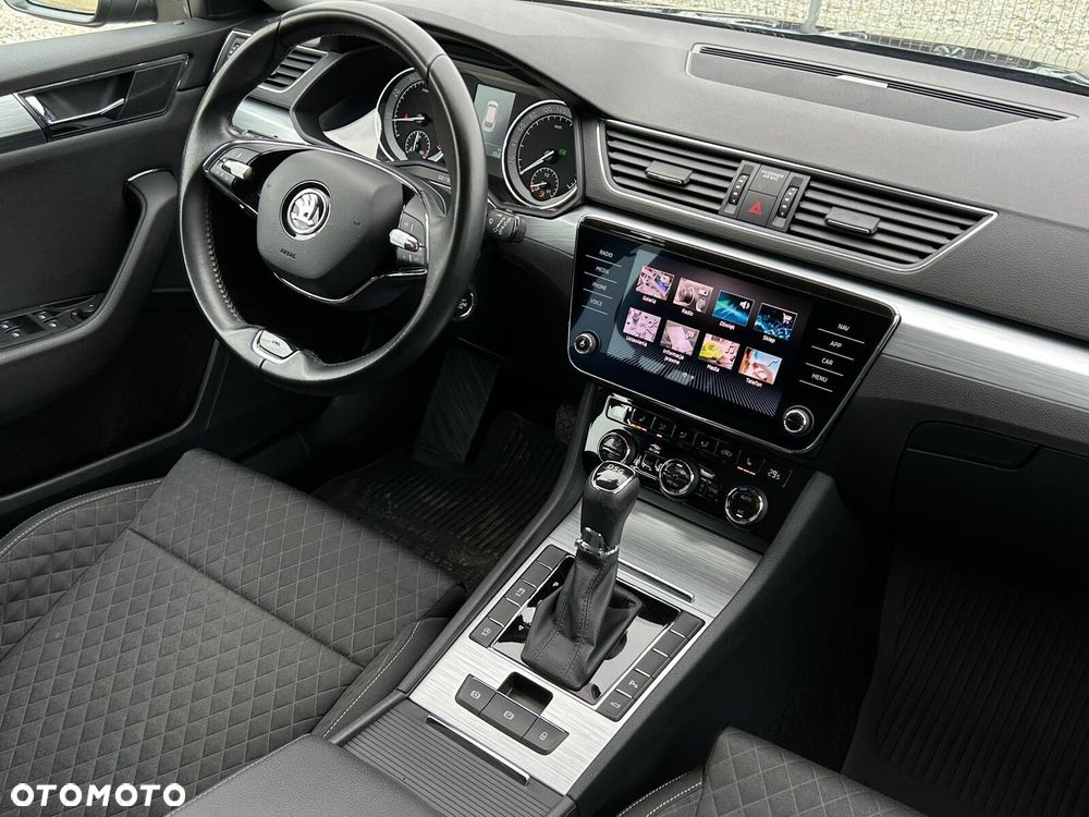 Skoda Superb 2.0 TSI Ambition DSG - 18