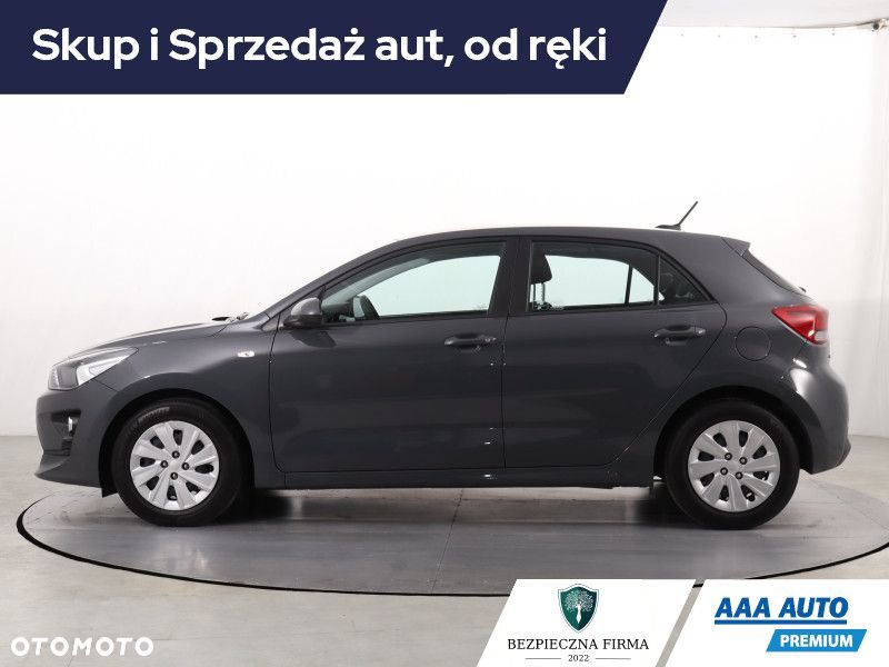 Kia Rio - 3