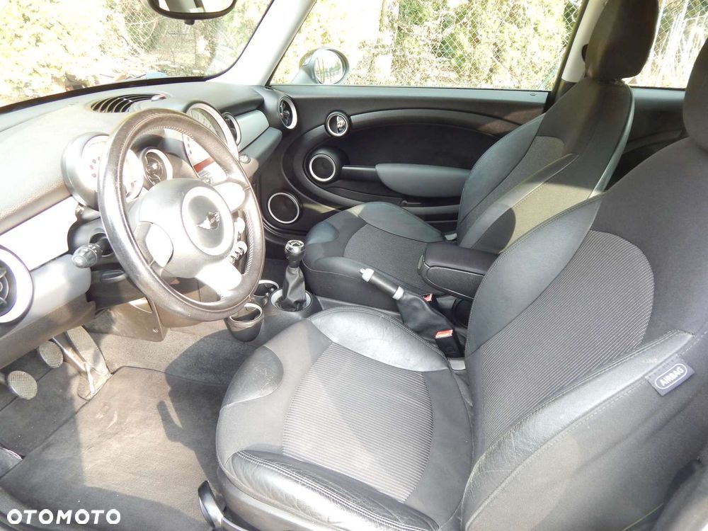 MINI Clubman - 13