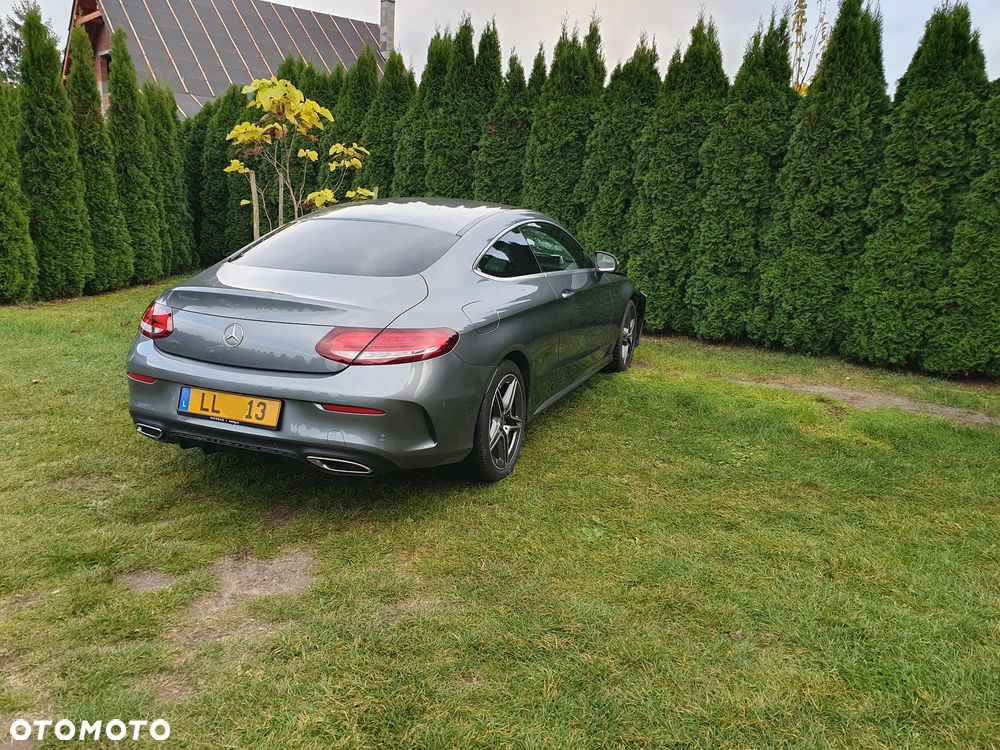 Mercedes-Benz C-Class 2022 photo 5