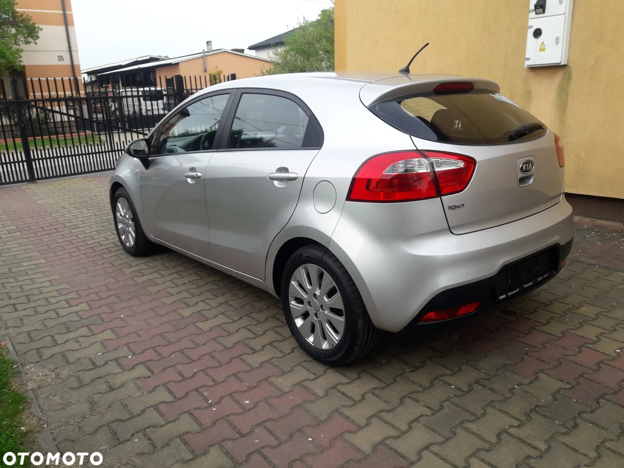 Kia Rio 1.2 Business Line - 6