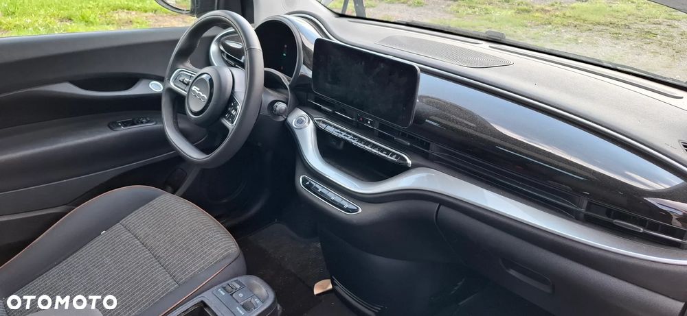 Fiat 500e 23,8kWh la Prima - 11