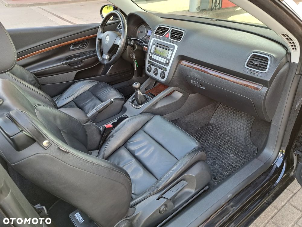 Volkswagen Eos - 14